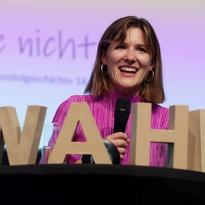 07.09.2026 / Studientag über Wahres und Unwahres /PFARRERINNEN- UND PFARRERVEREIN IN DER EVANGELISCHEN KIRCHE IN HESSEN UND NASSAU E.V. / Evangelische Frauen in Hessen und Nassau e.V. / jugend-kultur-kirche sankt peter / Preisverleihung Katharina-Zell-Preis an Sophie von der Tann (Journalistin, ARD-Korrespondentin) /Laudatio: Gesine Cukrowski (Schauspielerin, Aktivistin) /