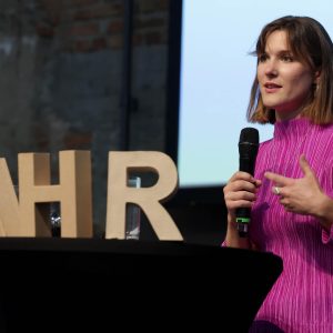 07.09.2026 / Studientag über Wahres und Unwahres /PFARRERINNEN- UND PFARRERVEREIN IN DER EVANGELISCHEN KIRCHE IN HESSEN UND NASSAU E.V. / Evangelische Frauen in Hessen und Nassau e.V. / jugend-kultur-kirche sankt peter / Preisverleihung Katharina-Zell-Preis an Sophie von der Tann (Journalistin, ARD-Korrespondentin) /Laudatio: Gesine Cukrowski (Schauspielerin, Aktivistin) /